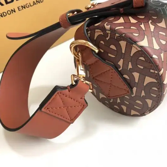 Official First Bag Ru BARREL BURBERRY BAG 0507